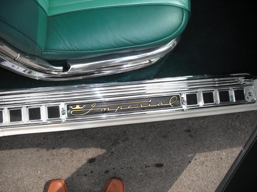  Chrysler Imperial Crown Convertible 1957 года  (фото 3 из 19)